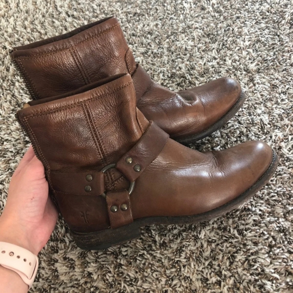 Handmade leather frye boots